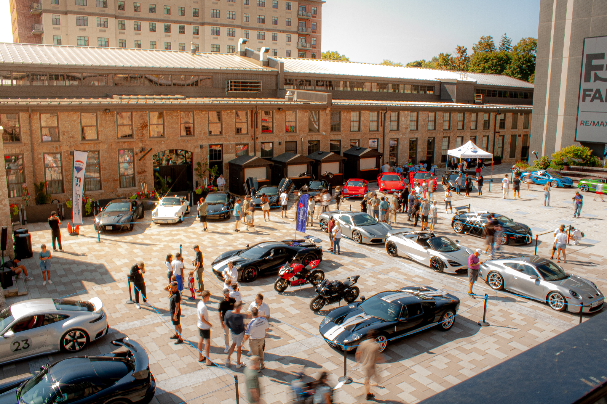 Incline Events gas light charity event